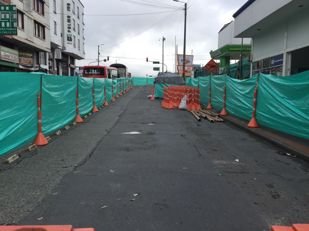 cerramiento carrera 19 entre calles 21 y 23